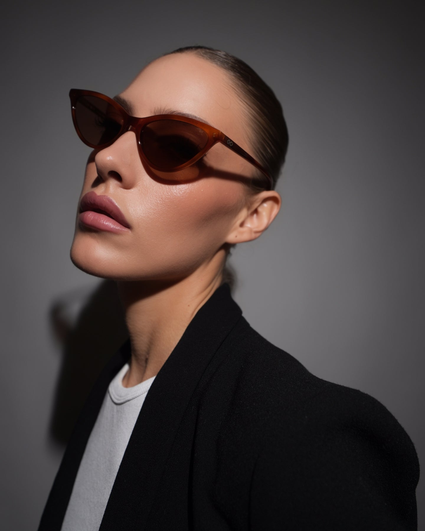 Shop Kourt Sunglasses in Sandy Tortoise Colour – Available Online in USA, UK, Canada & United Arab Emirates